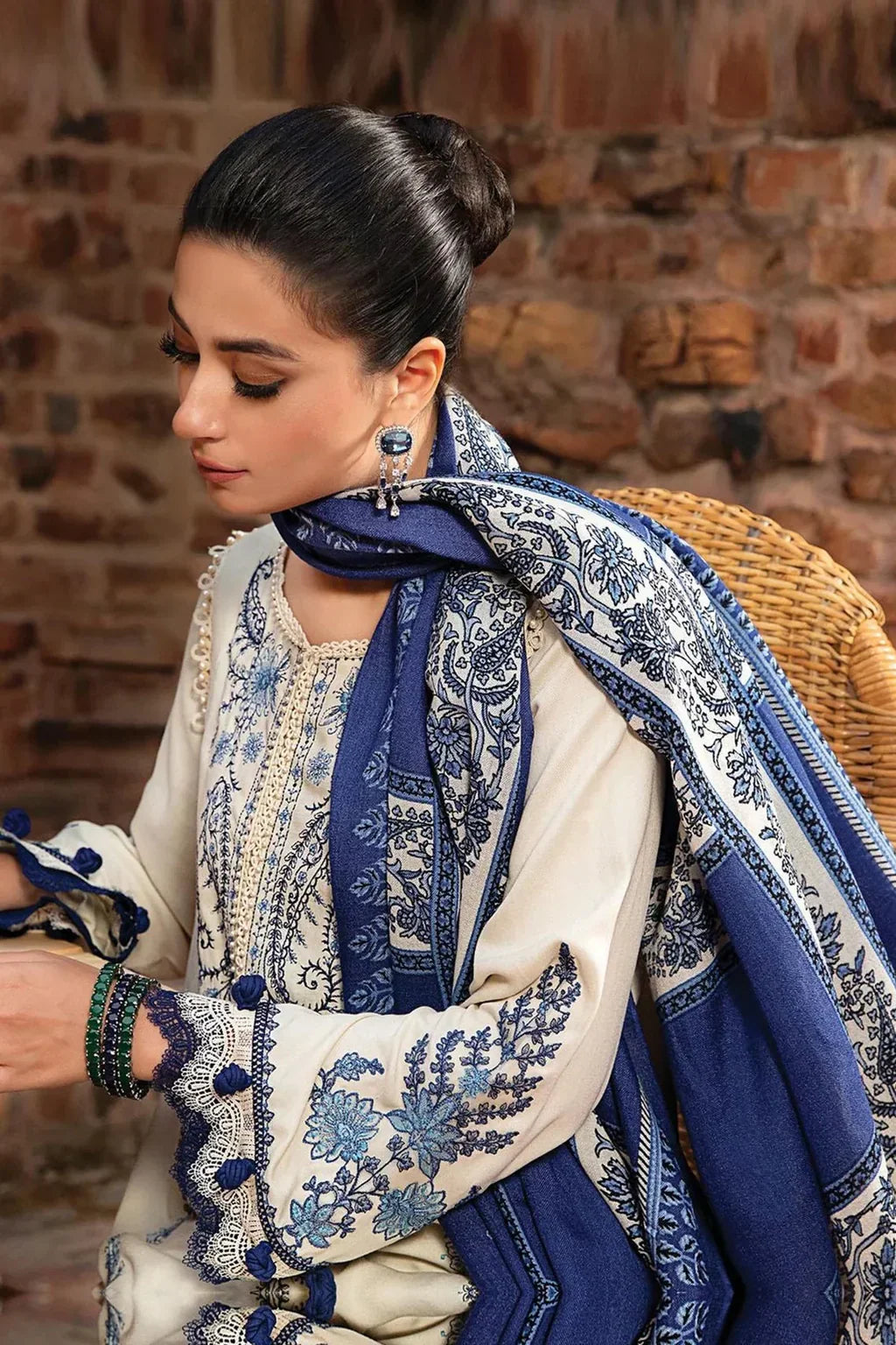 MARIA B-3PC DHANAK EMBROIDERED SUIT GUL40