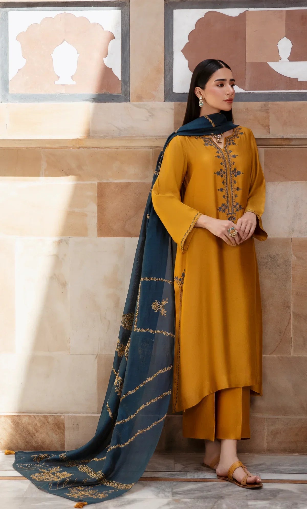 ZARA SHAHJAHAN-3PC DHANAK HEAVY EMBROIDERED SUIT GUL23